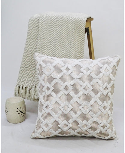 Beige Textured Accent Pillow – 20 × 20 in