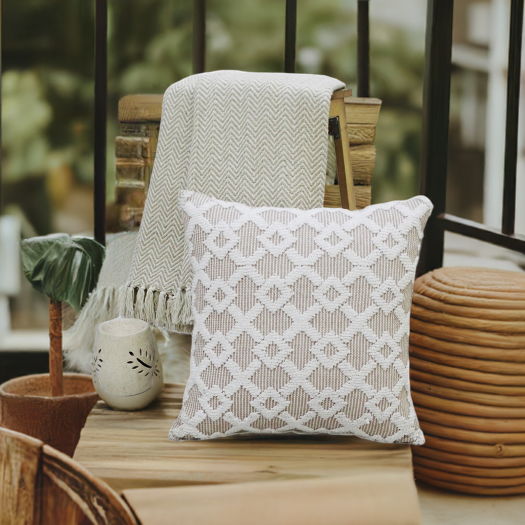 Beige Textured Accent Pillow – 20 × 20 in