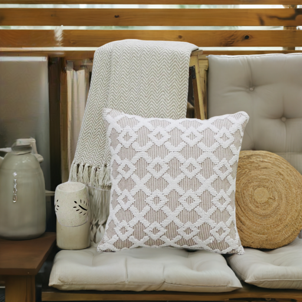 Beige Textured Accent Pillow – 20 × 20 in