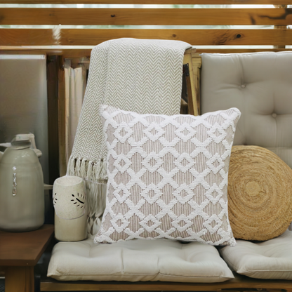 Beige Textured Accent Pillow – 20 × 20 in